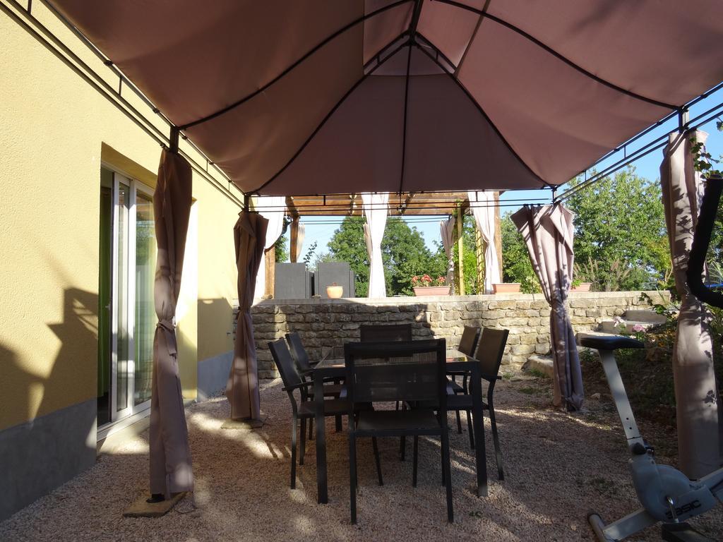 Maconge Datcha Bourguignonne, Chambres & Gite מראה חיצוני תמונה